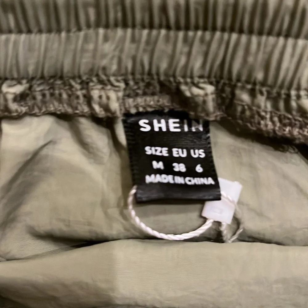 SHEIN EZwear Drawstring Side Ruched Skirt - Picture 2 of 7